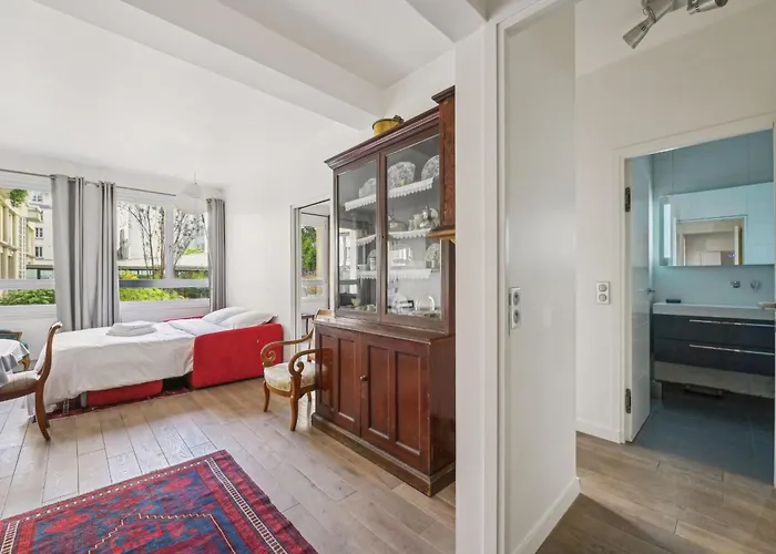 Branly - Franco Russe 1bdr B'your