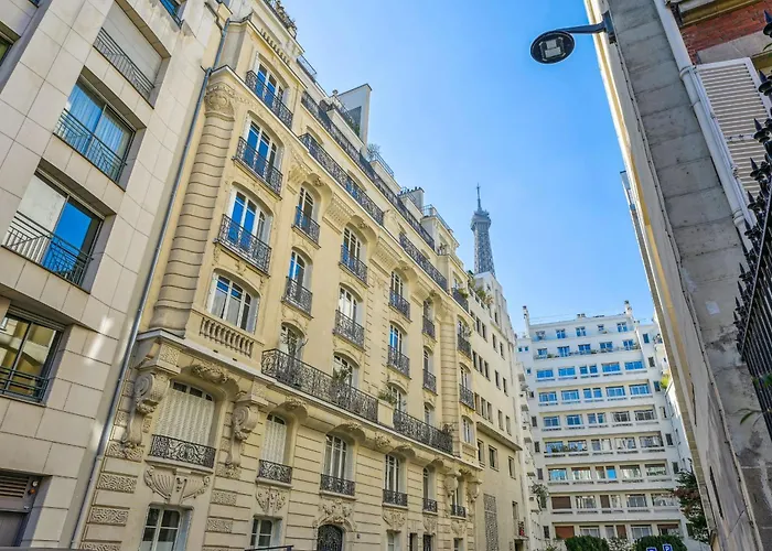 Апартаменты Branly - Franco Russe 1bdr B'your Париж